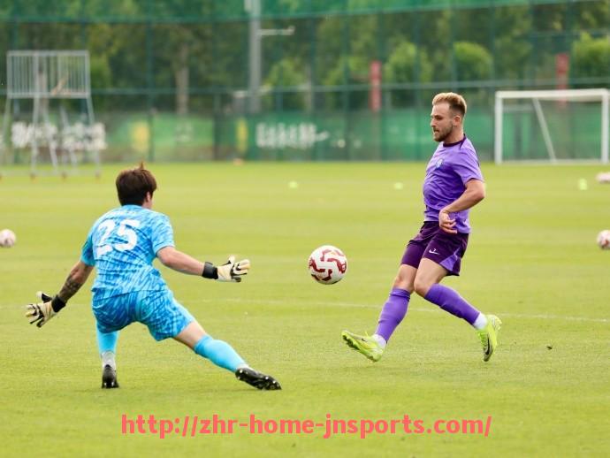 江南综合体育-世俱杯对亚洲足球职业化进程带来的积极推动作用解析